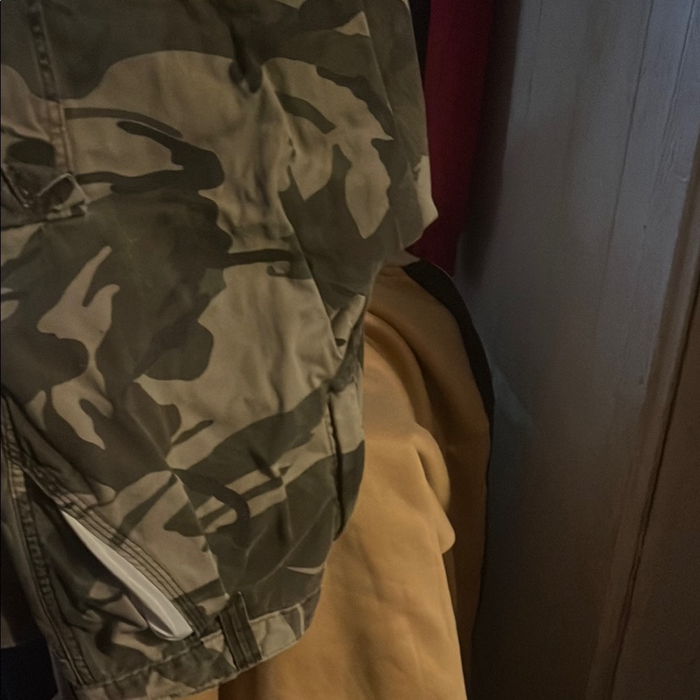 Levi's Camouflage Patterned Pants